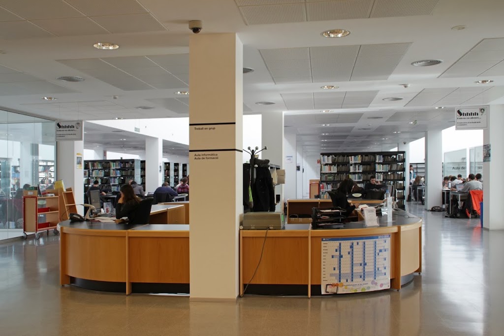 UPC Biblioteca del Campus del Baix Llobregat — Del propietario