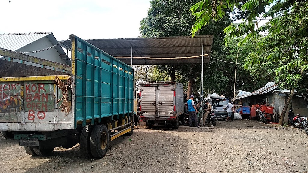 Bengkel Las Kenteng dan Cat Pak Ucok