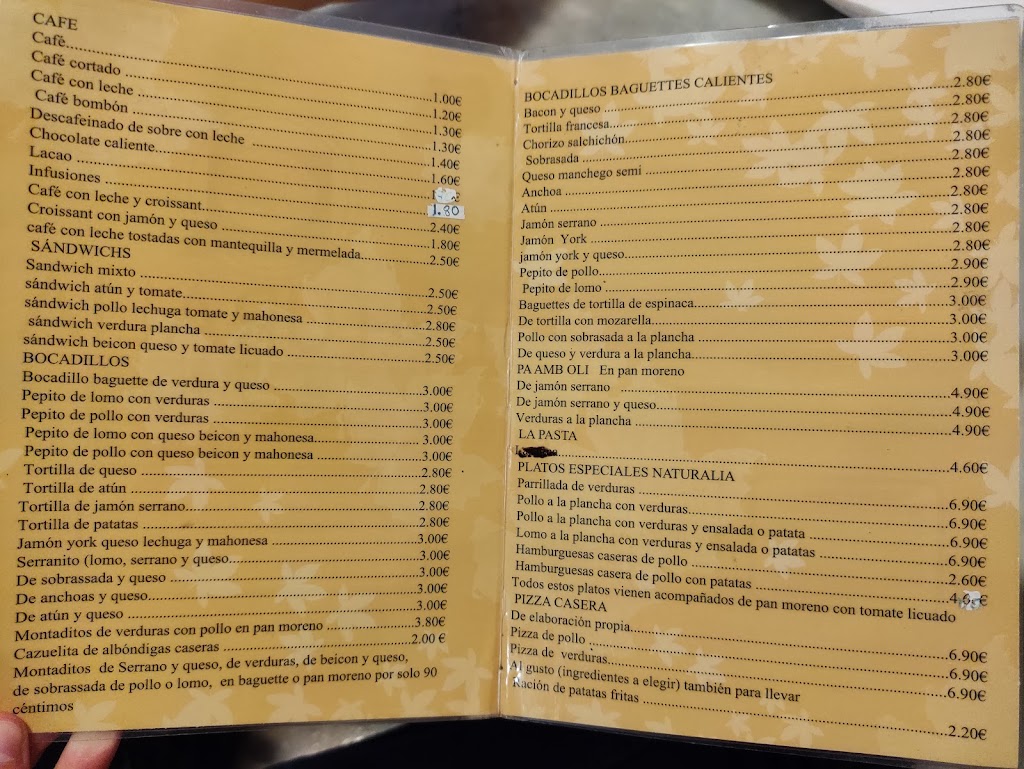 Bar cafeteria Naturalia — Carta