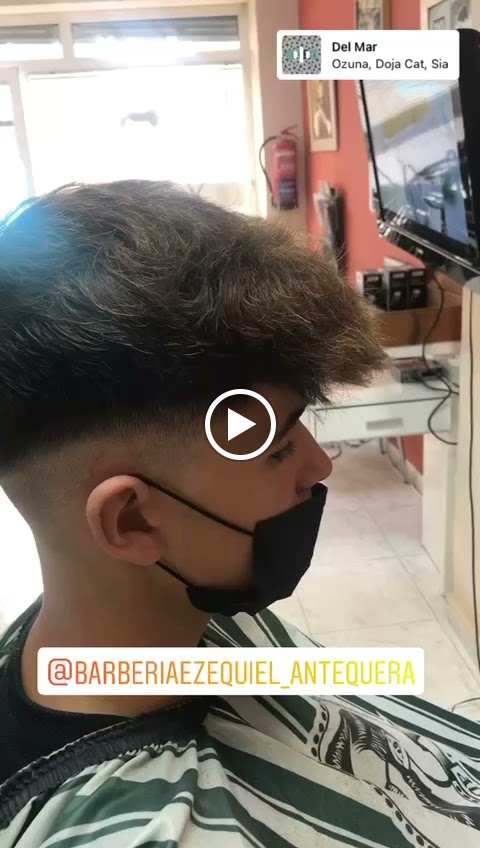 Peluqueria & Barberia Caballeros Ezequiel — Videos