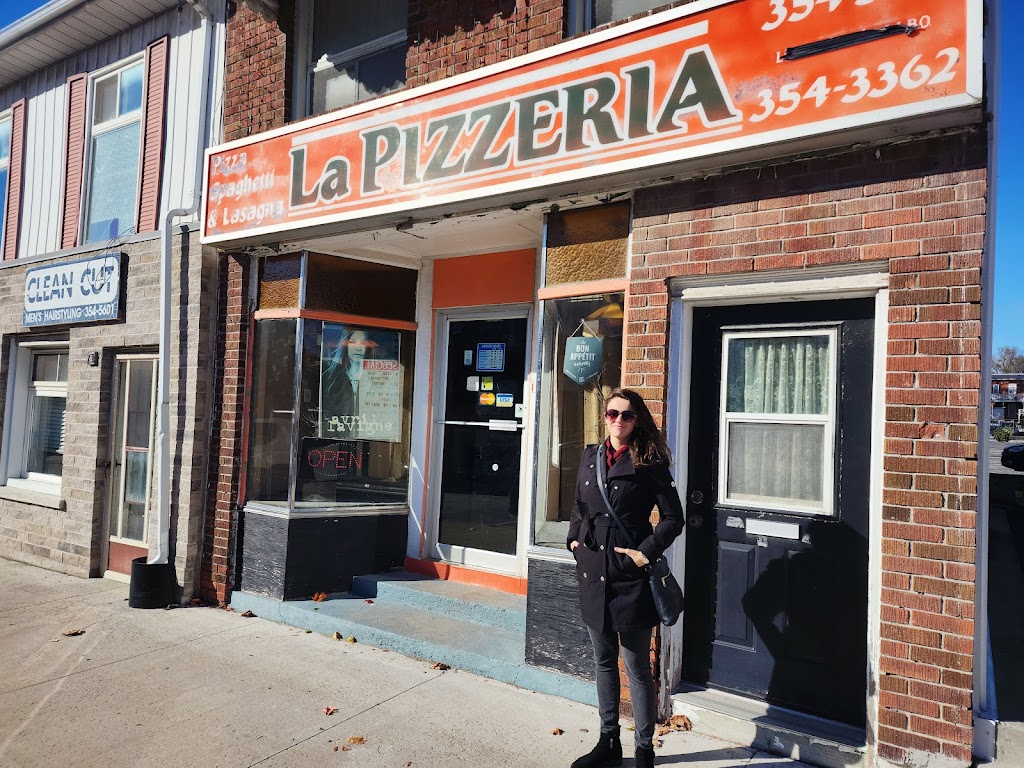 La Pizzeria in Napanee