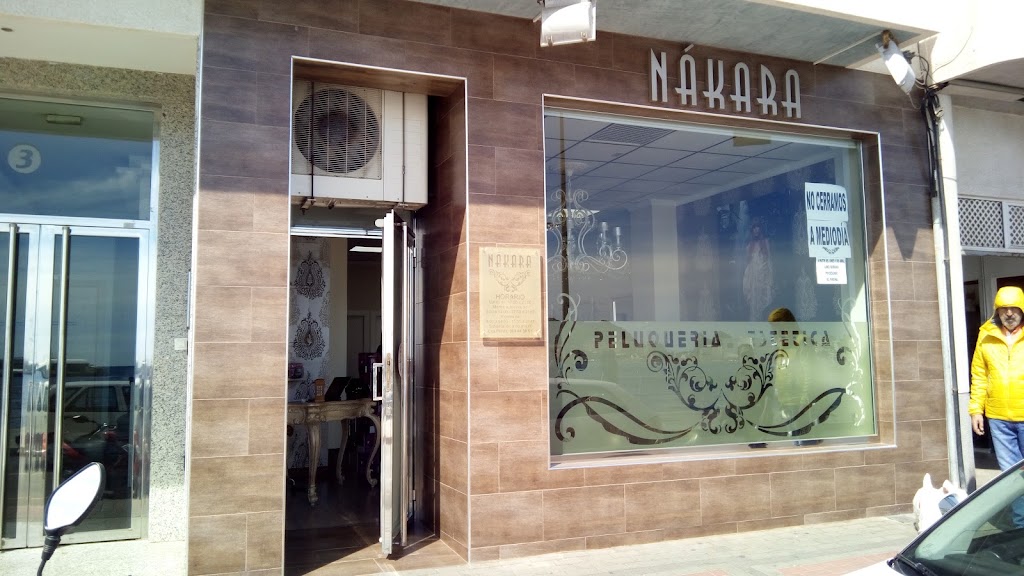 Nakara — Exterior