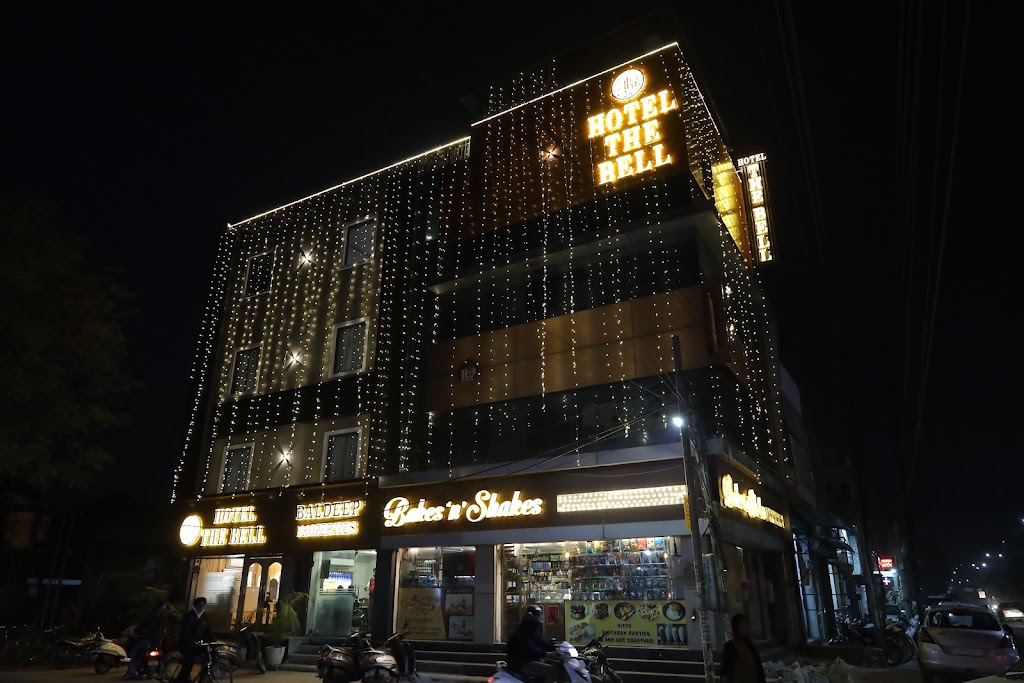 Hotel The Bell