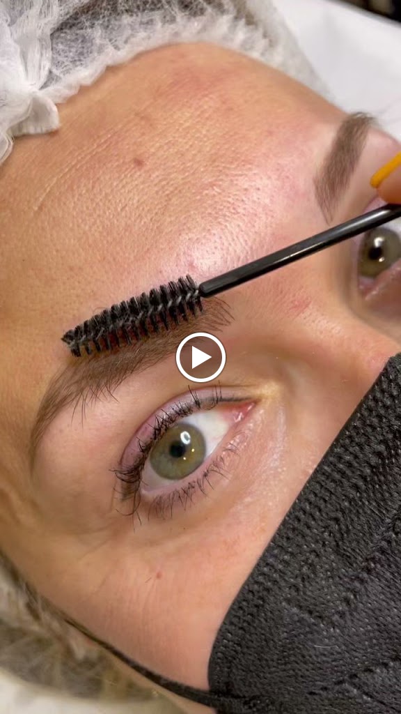 Tais Salon — Videos
