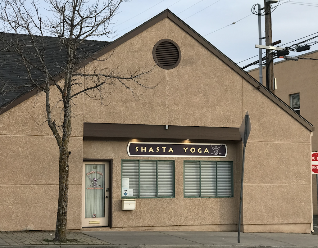  Shasta Yoga: Wellness Therapies