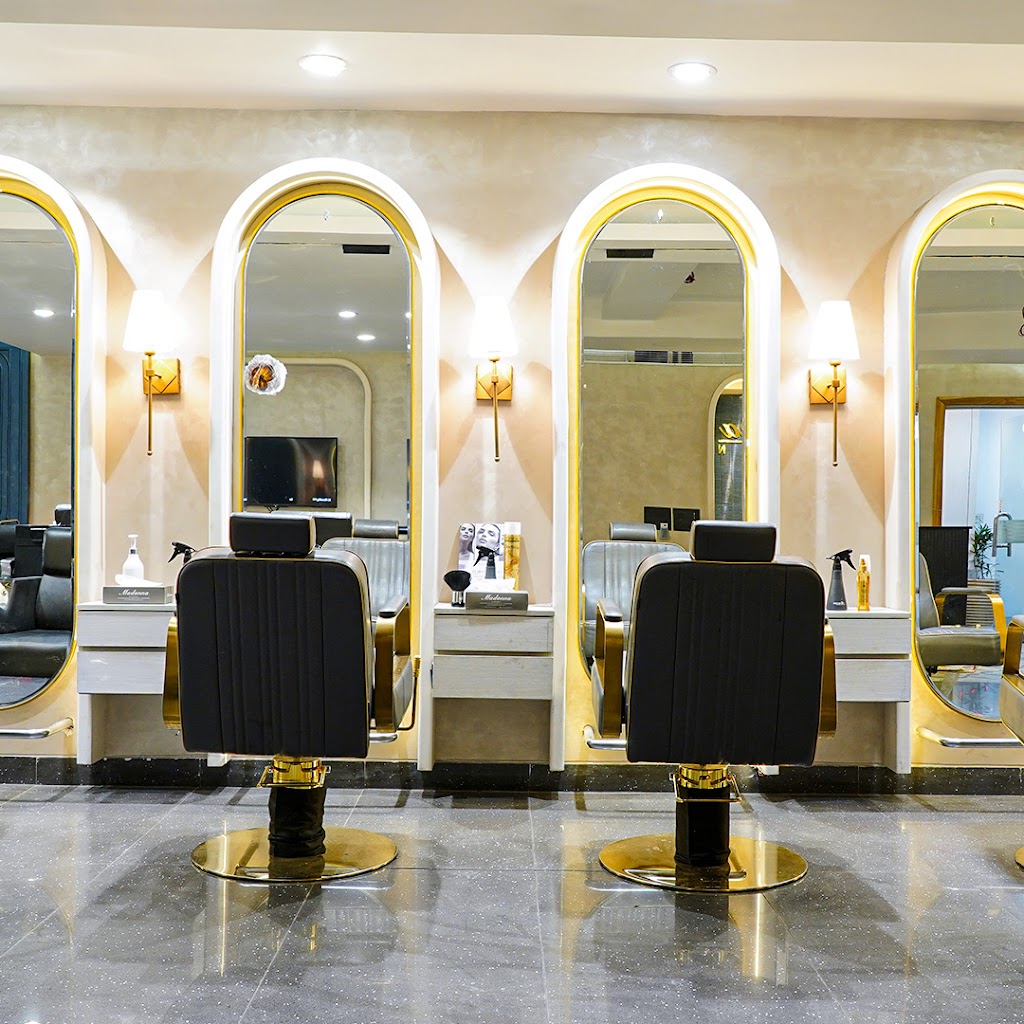 Madonna Salon Kailash Colony