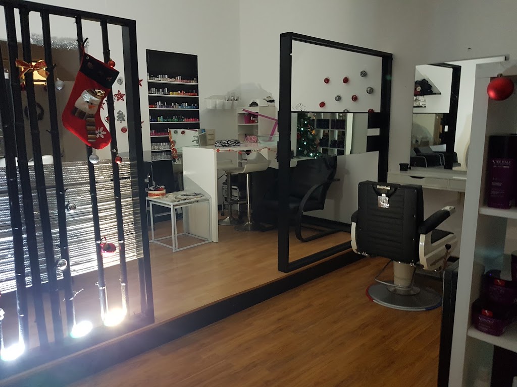 Peluqueria barberia belamoza — Interior