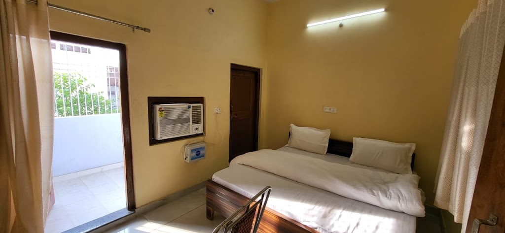 Hotel Savitri Onkar
