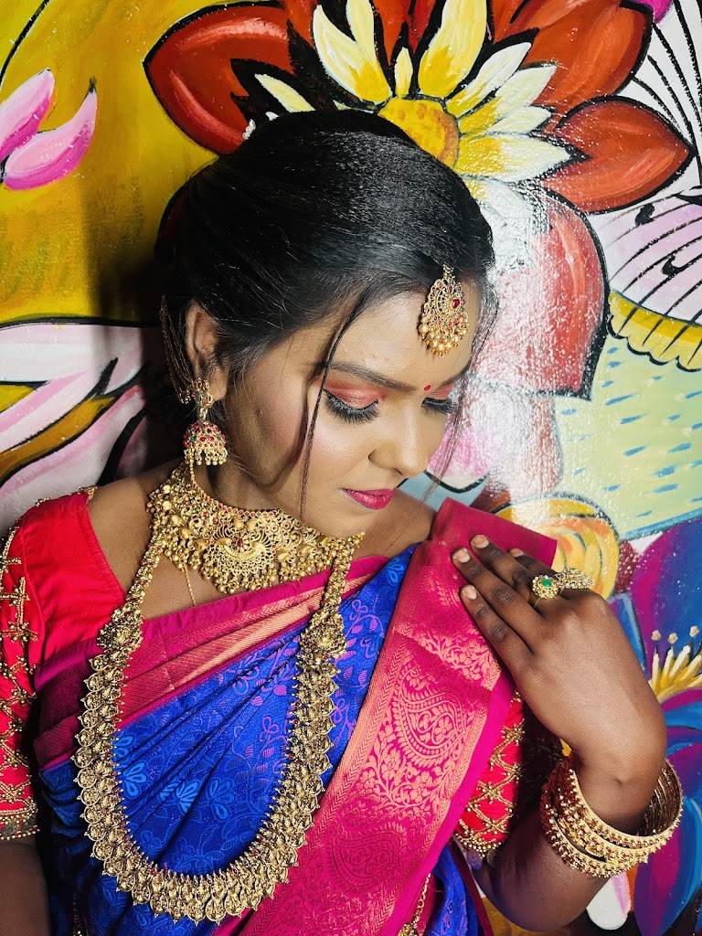 Sujas Beautys World Makeover And Tattoos Academy