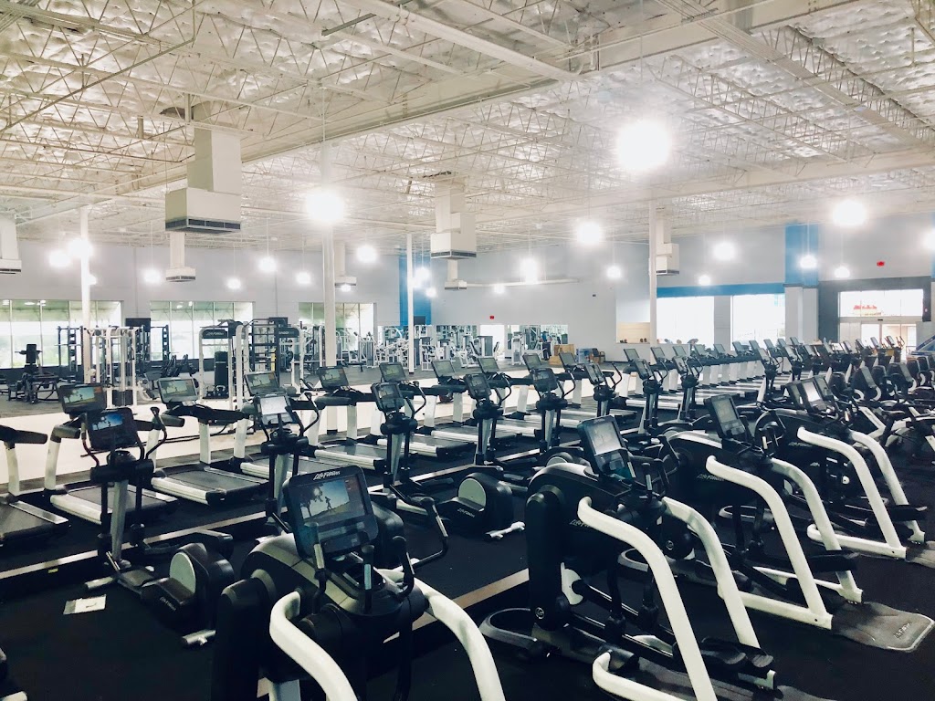  TruFit Athletic Clubs - SW Military/Flores