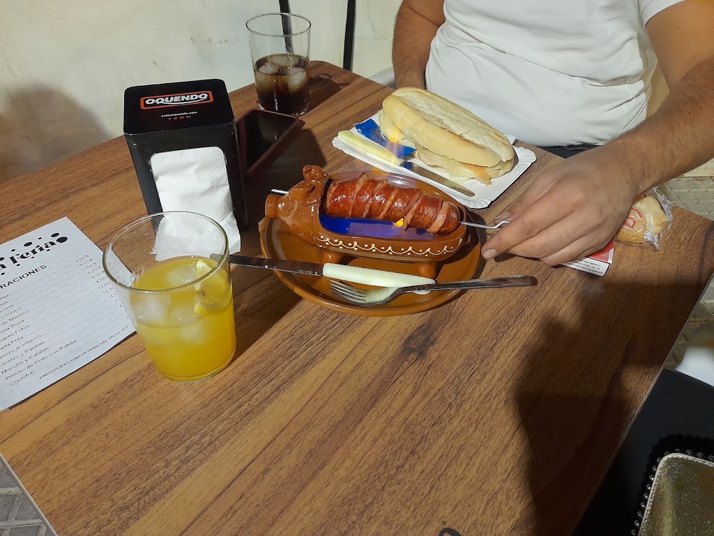 Bar La Feria — Comida y bebida