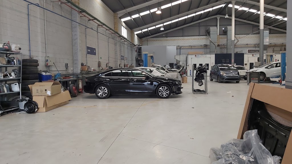 Taller Oficial y Carroceria Peugeot - Bahiamovil