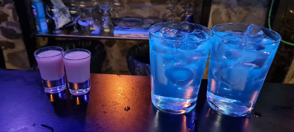 Pub Glass — Comida y bebida