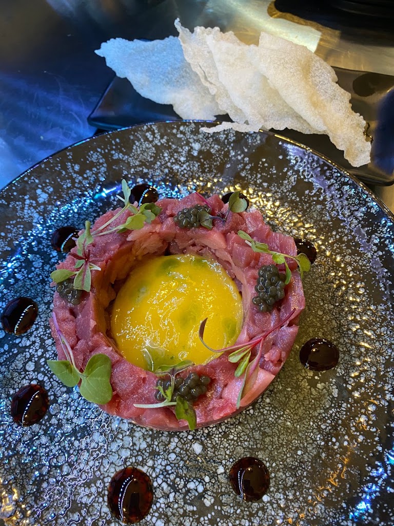 Nanami Gastro Sushi — Comida y bebida