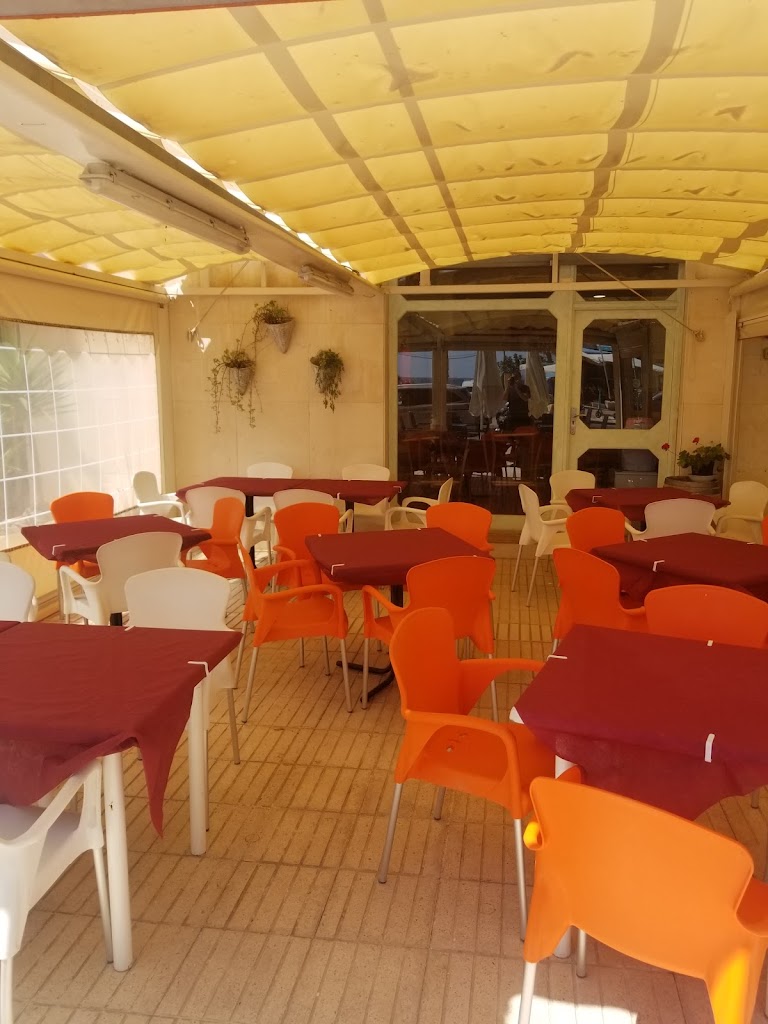 LA DEVESA ARROCERIA Y TAPERIA — Ambiente