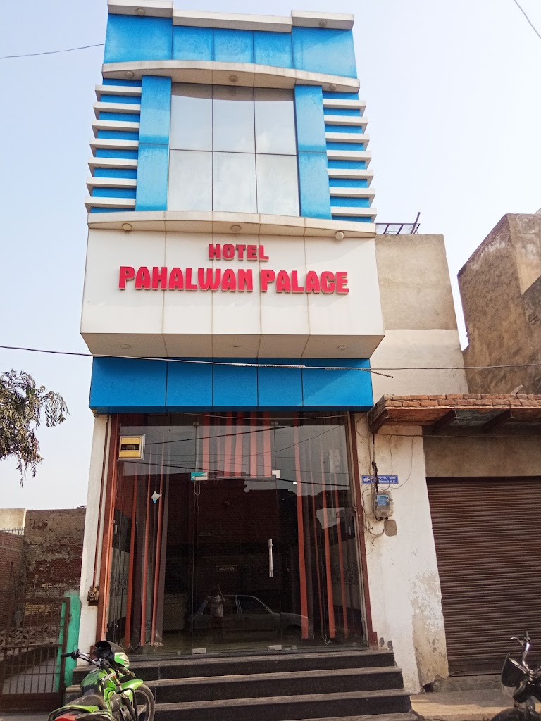 Hotel Pahalwan Palace