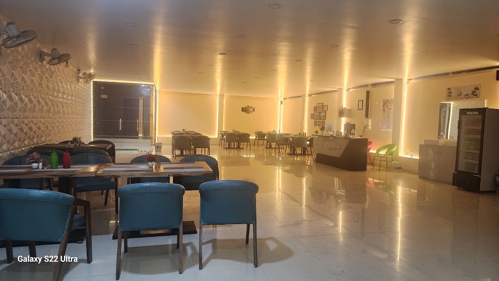 Desi Swaad Indian And Chinese Restaurant