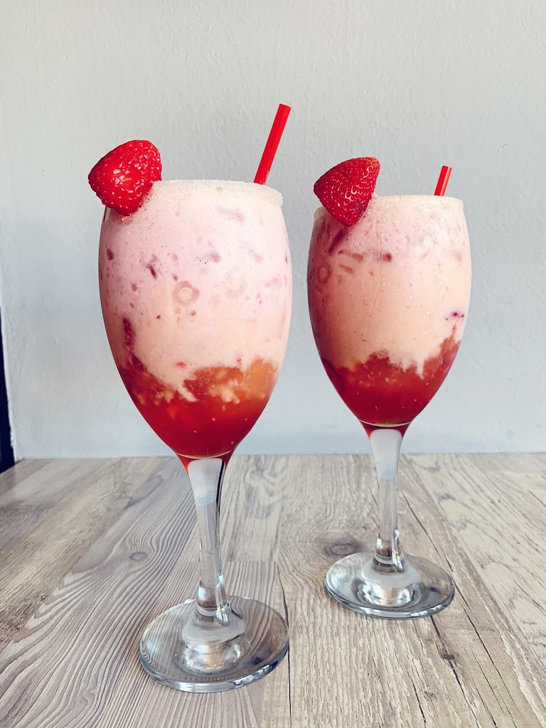 Stars Cafe Bar — Comida y bebida
