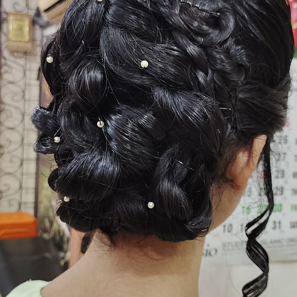 Unique Beauty Parlor Since 1996