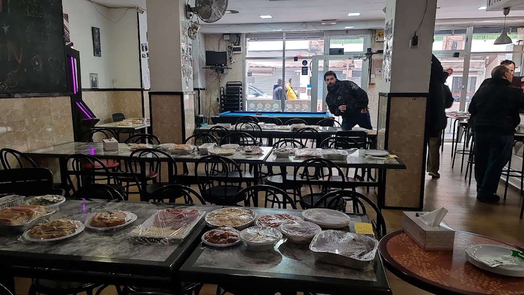 bar nuevo de Jony y Lin — Ambiente