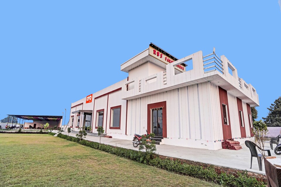 Oyo Flagship R B S Farmhouse