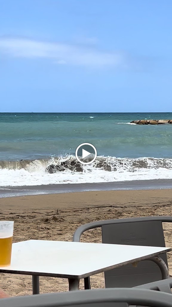Xiringuito de platja "El Sesgat" — Videos