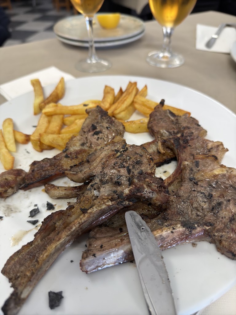 Restaurante Bar Moderno — Papas fritas