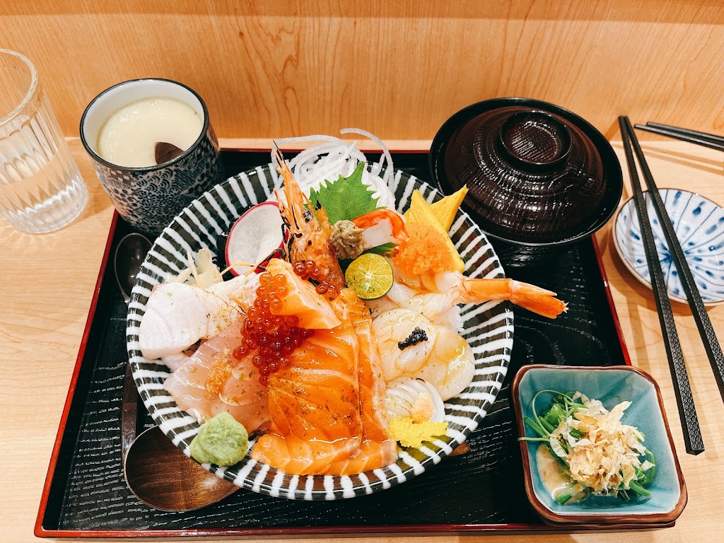 魚夢 海鮮丼 的照片