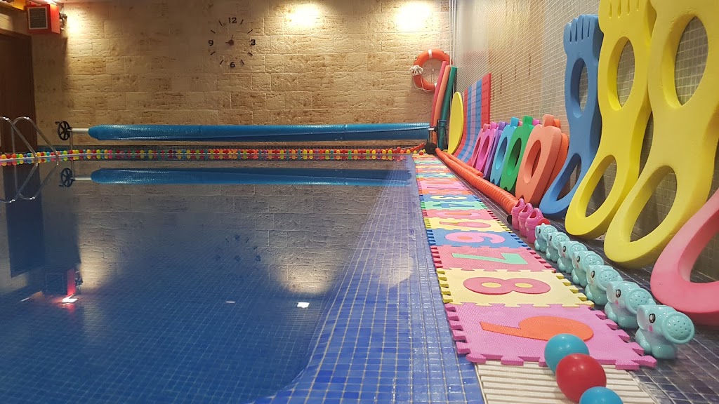 DAQUA TU ESCUELA DE NATACION