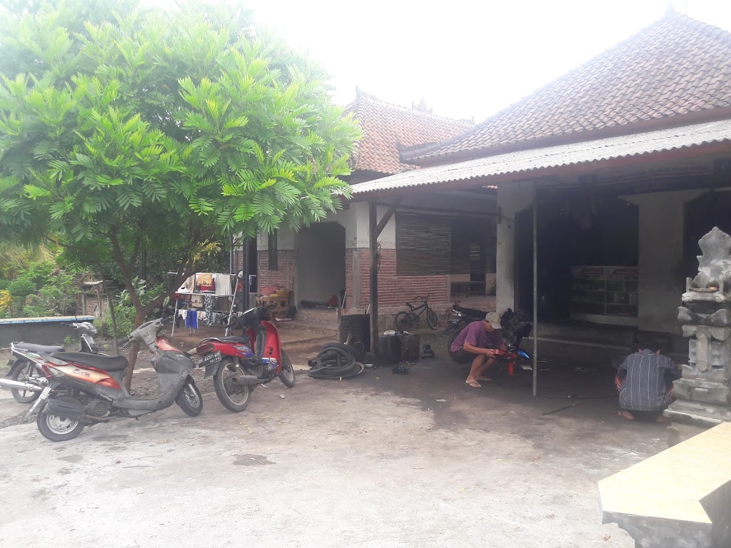 Bengkel Motor Pak Kadek