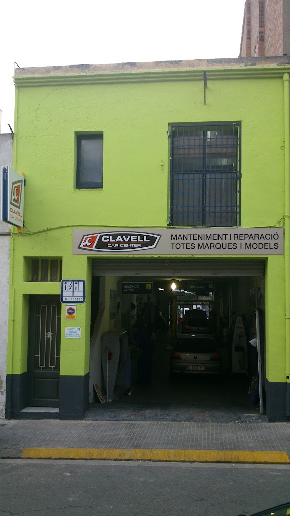 Automobils Clavell — Exterior