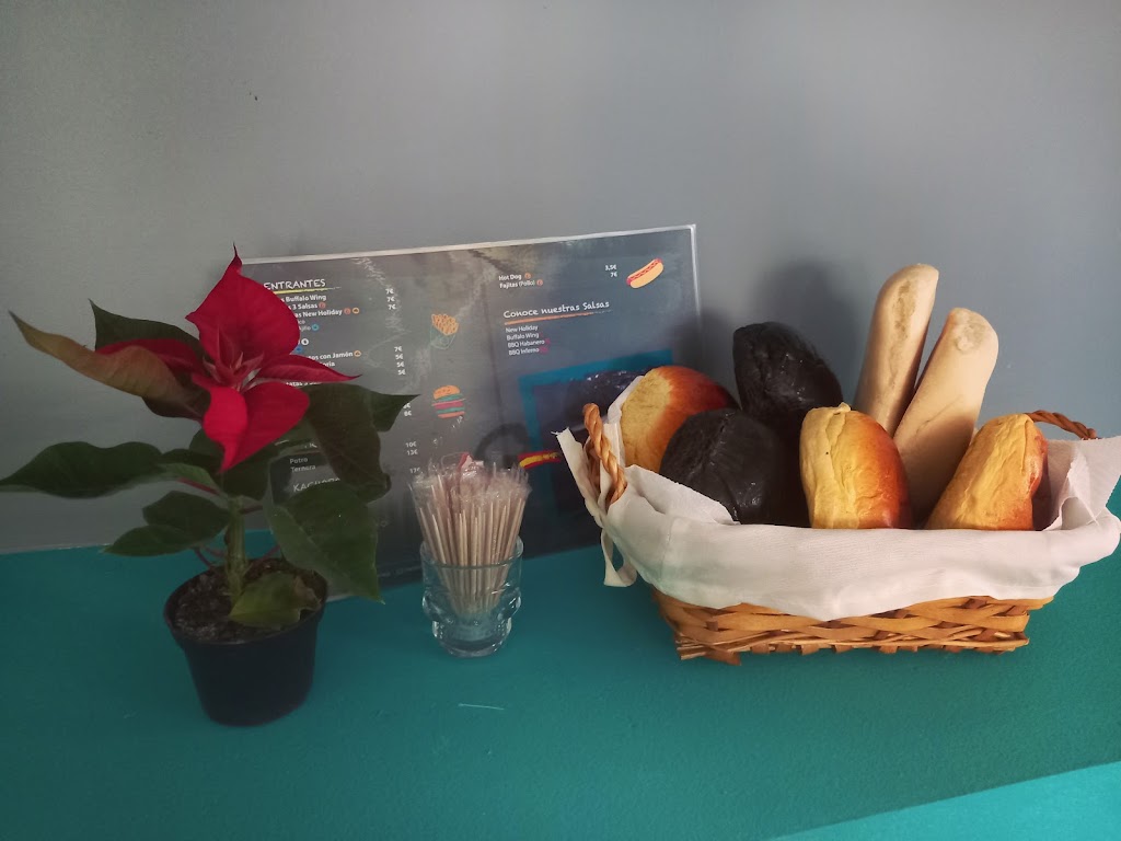 New Holiday — Comida y bebida