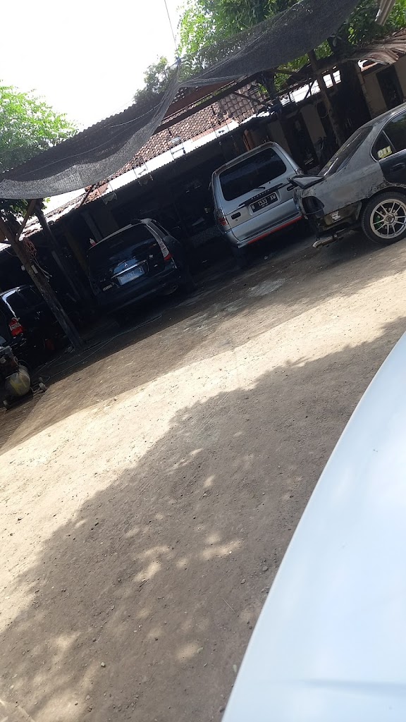 Bengkel Body Mobil Pak An
