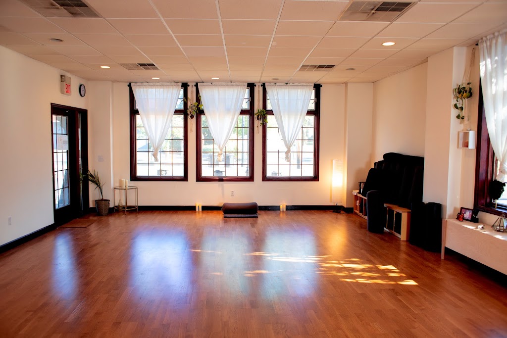  Alchemy House of Yoga