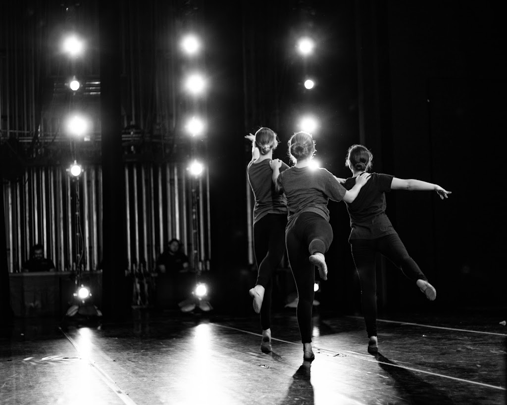  Positions Dance Studio