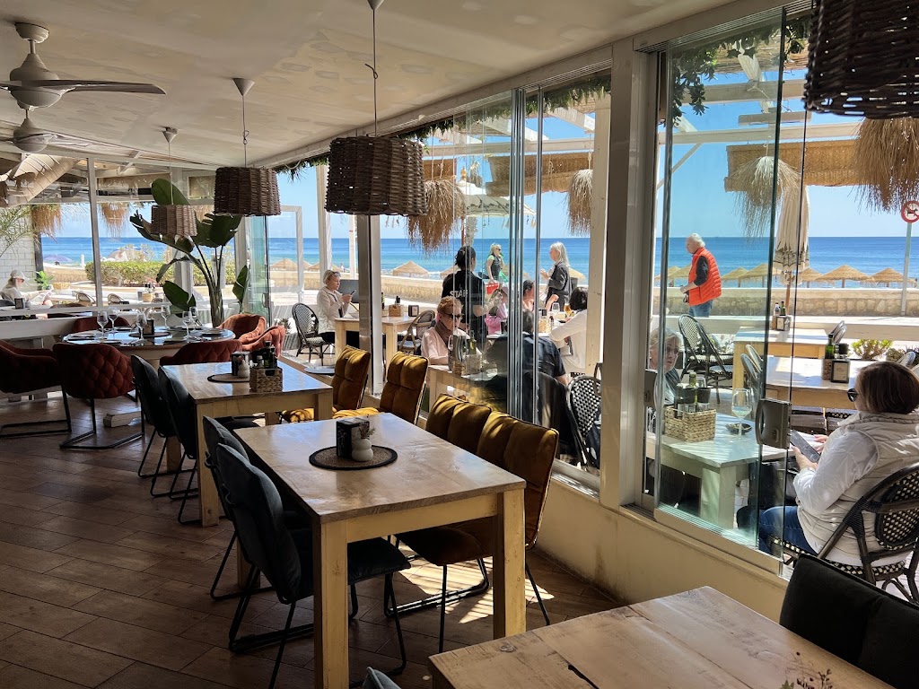 EL CHIRINGUITO FINE FOOD-RESTAURANT. — Ambiente