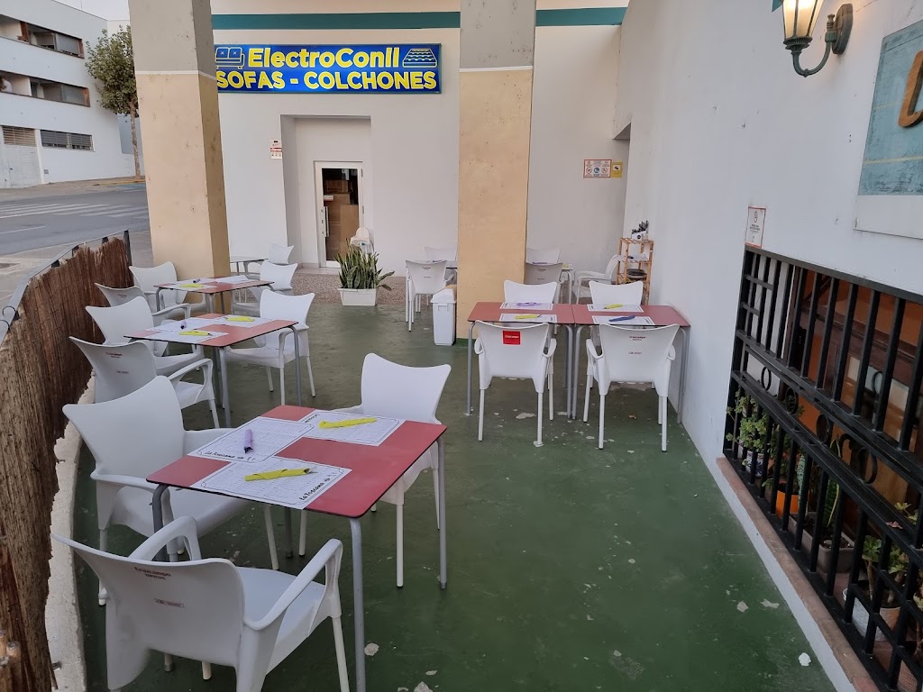 Pizzeria La Toscana di Emiliano e Daniela — Ambiente