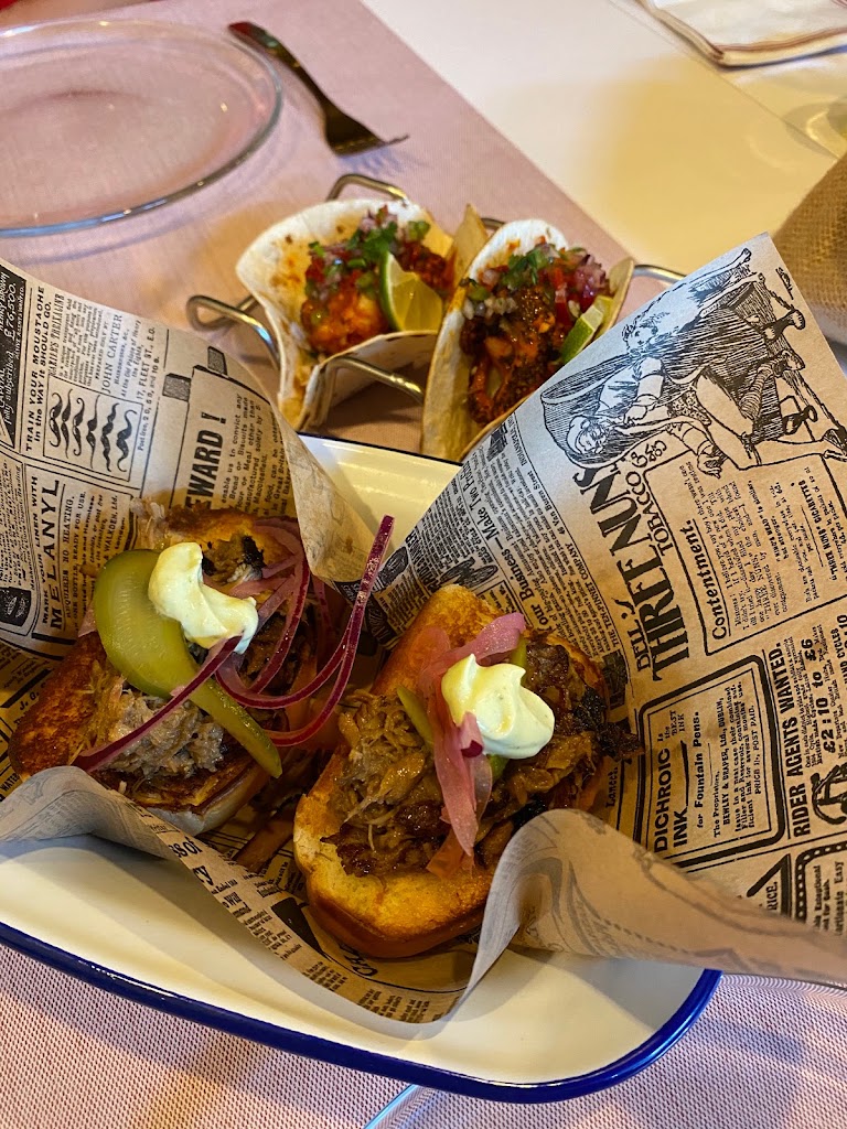 Anteo Bar Gastronomico — Comida y bebida