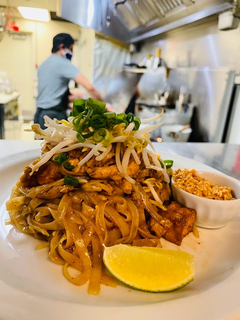 Pad thai