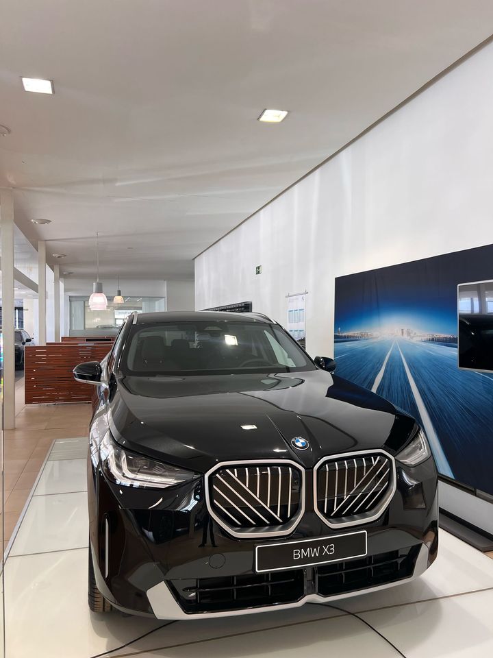 BMW Marcos Automocion - Quart de Poblet — Interior
