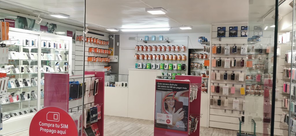 THE PHONE SHOP — Interior