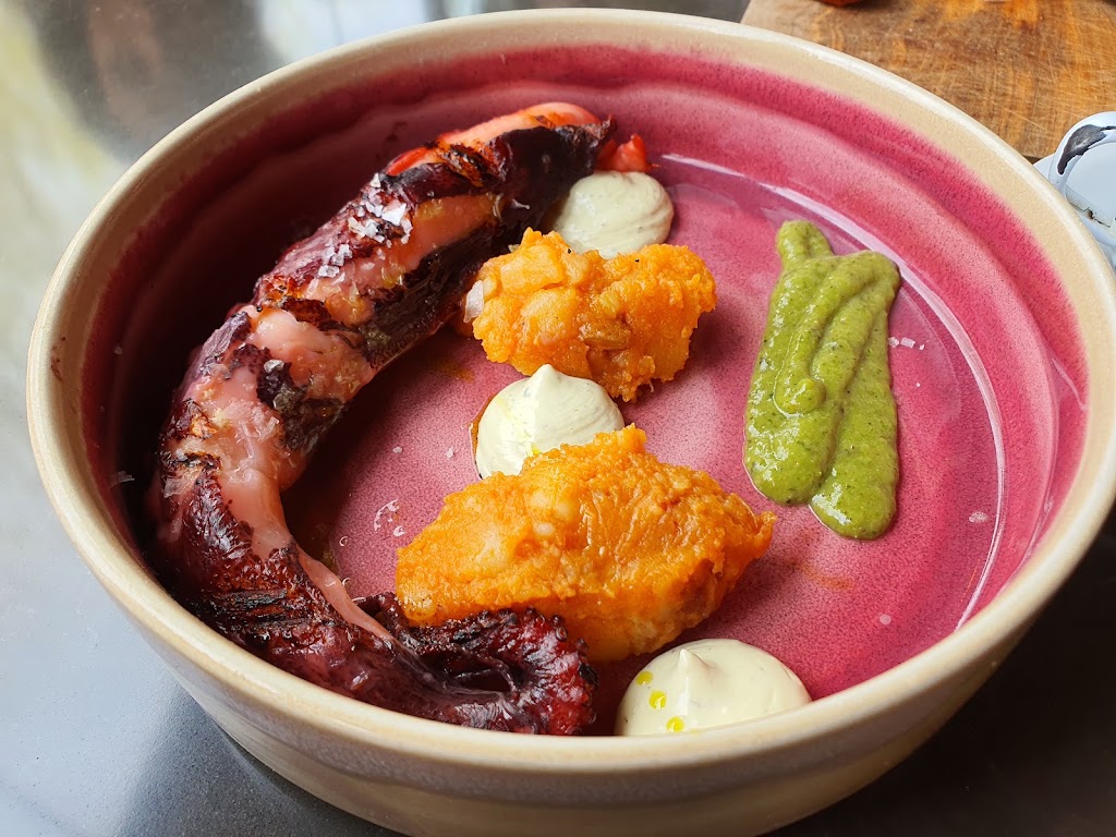 D.O Boadilla — Comida y bebida