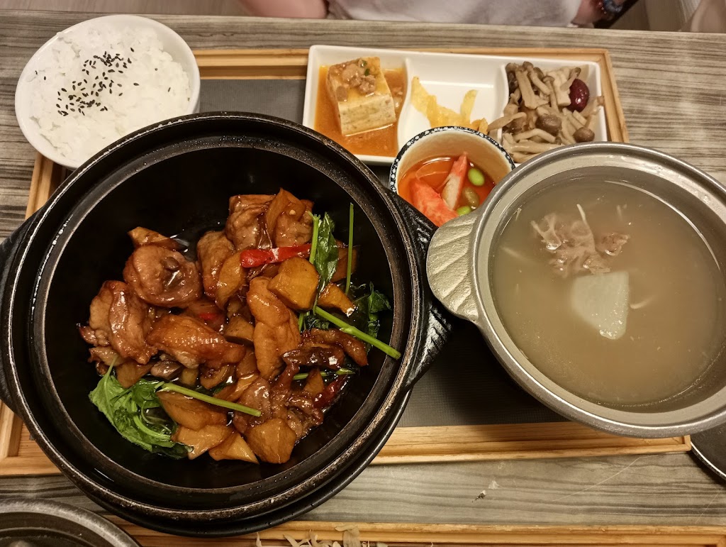 異人館餐飲連鎖 東海店 的照片