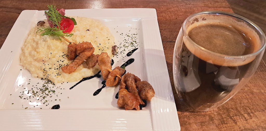 Dine in cafe 咖啡廳｜早午餐｜義大利麵｜燉飯｜甜點 的照片