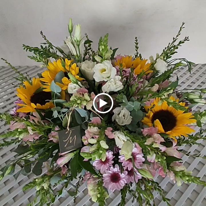 Floristeria Juan Martinez Ayamonte — Videos