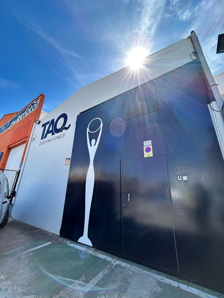 TAQ Distinciones - Trofeos Alonso Quijano