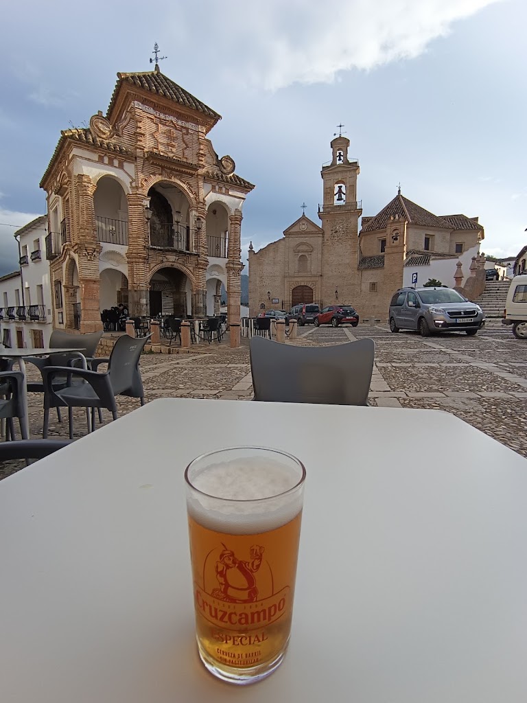 Bar La Socorrilla — Comida y bebida