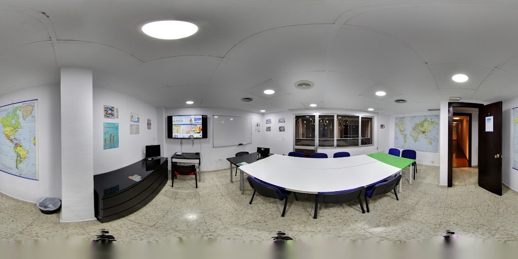 Aenfis Fuengirola Escuela de idiomas — Street View y 360deg