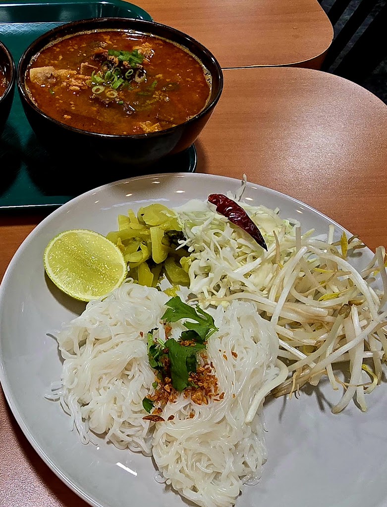 P Dern Thai Kitchen, Niles, IL