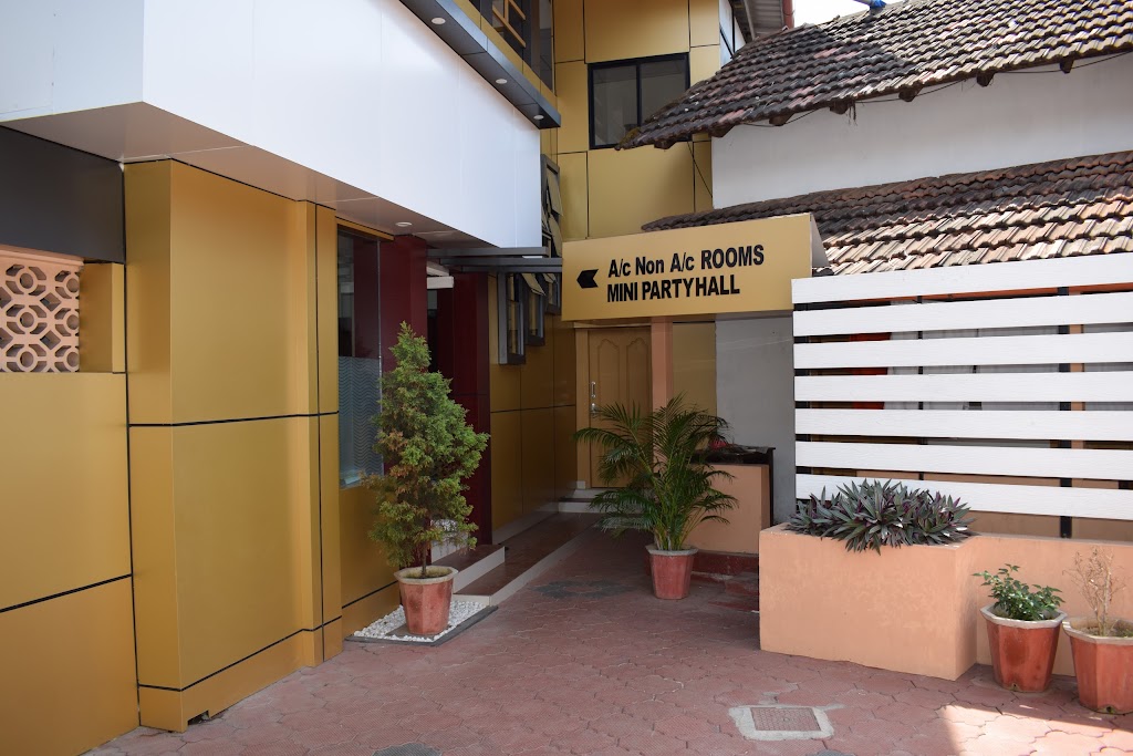 Bharath Restaurant And Lodging
